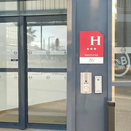 Aeroport Arenas Hotel 3*